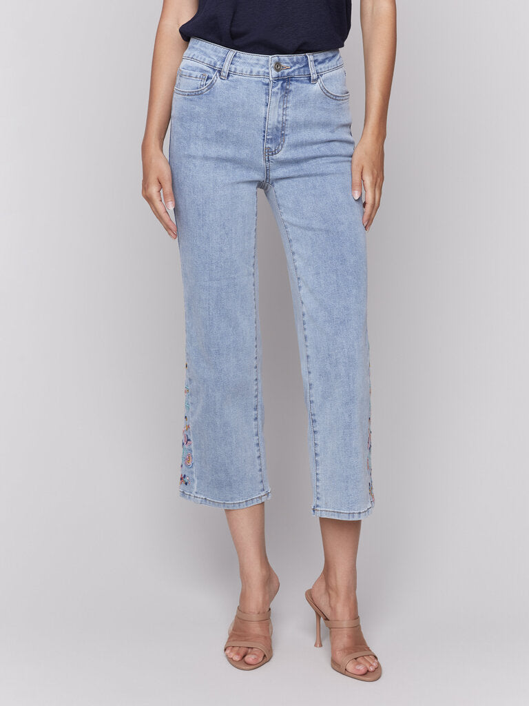 Side Cut Embroidered Flare Crop Jeans