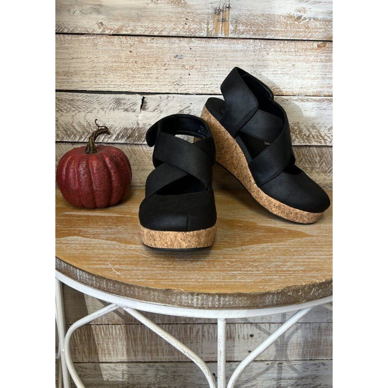 Closed Case Wedge