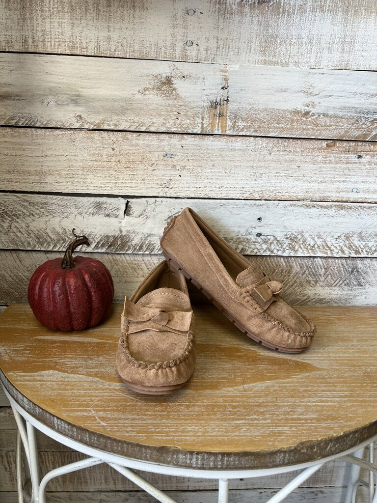 Driving Miss Daisy Flats