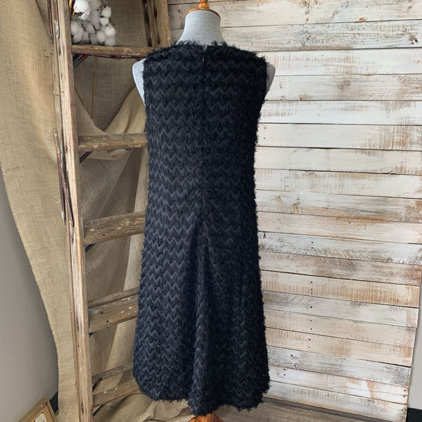 Sleeveless V Neck Textured Chevron
