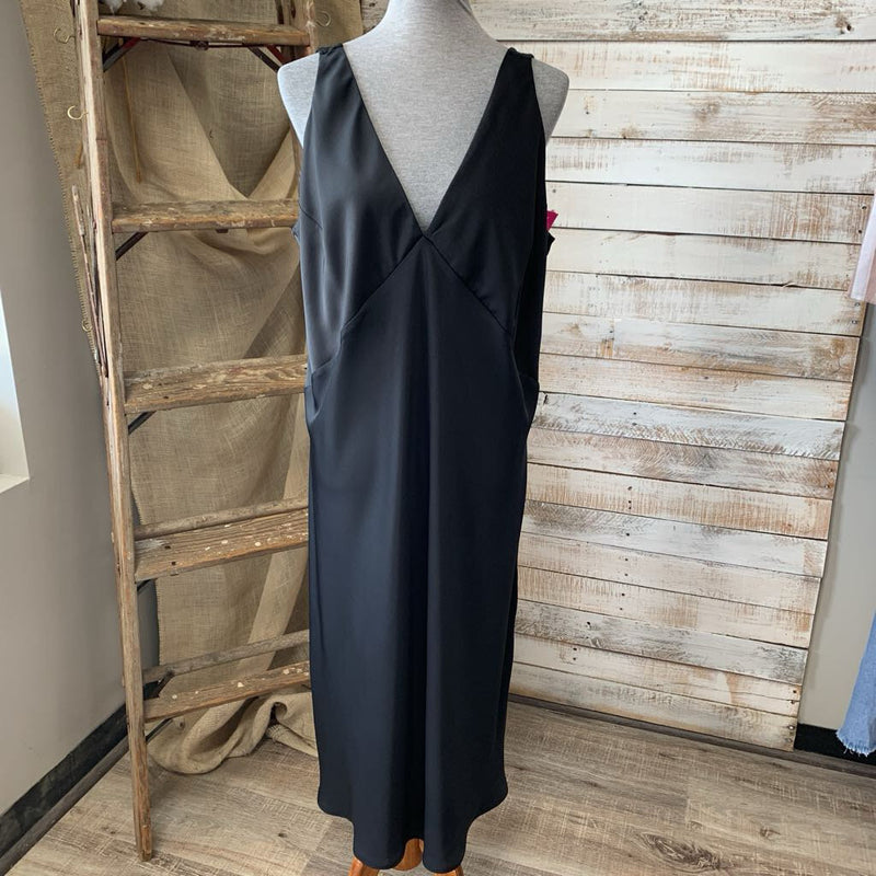 NEW Sleeveless V Neck