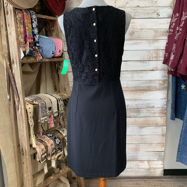NEW Lace Sleeveless