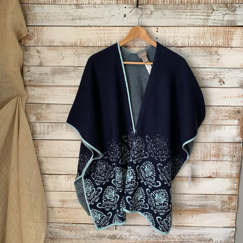 Open Front Paisley Design