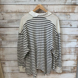 Stripe Half Button